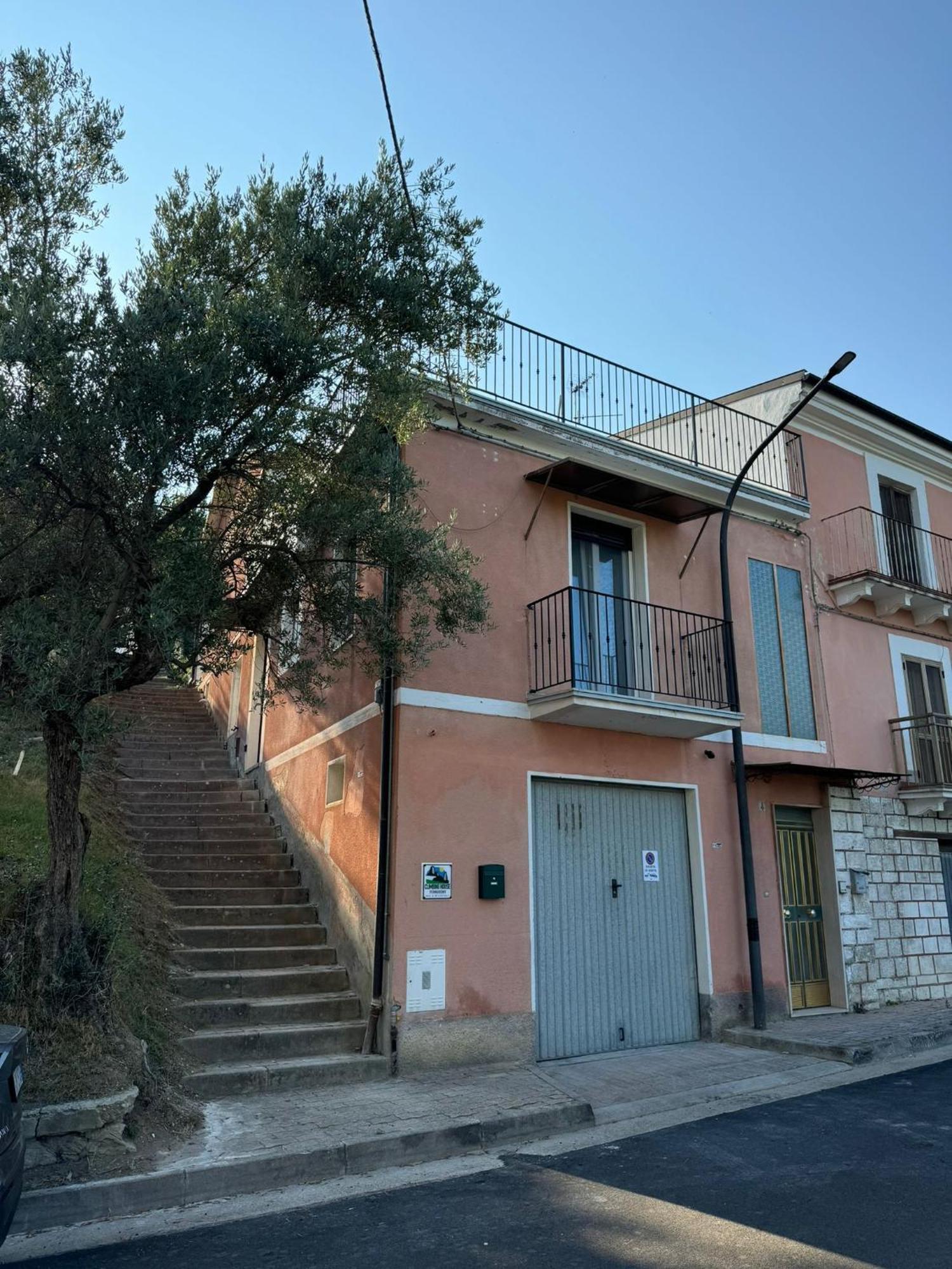 Pennadomo Climbing House Bed & Breakfast Exterior photo